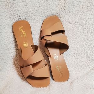 Saychelles Tan Sandals size 7